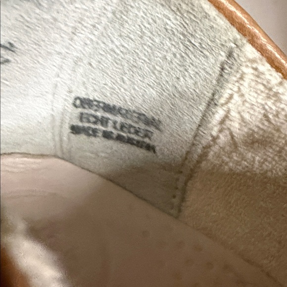 Paul Green Tan Leather Sneakers - Picture 10 of 11